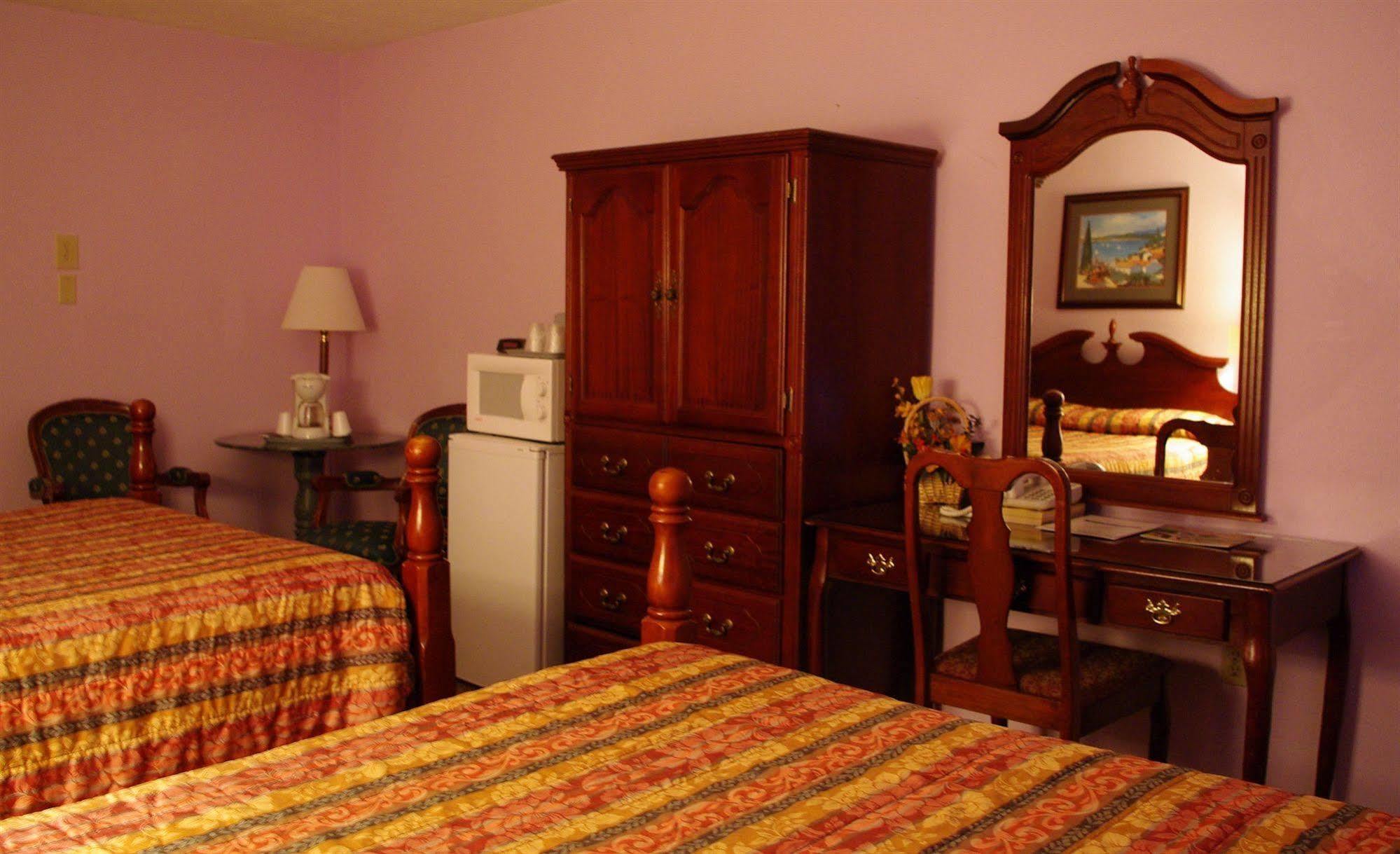 Blue Spruce Motel Lamar Habitación foto